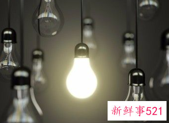 家里的灯关了还有微光是什么原因