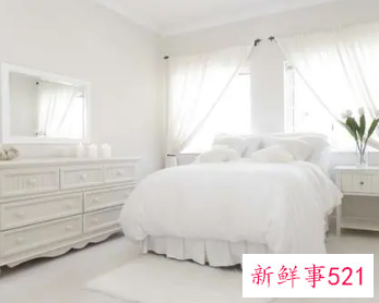 梦见白色的房间寓意