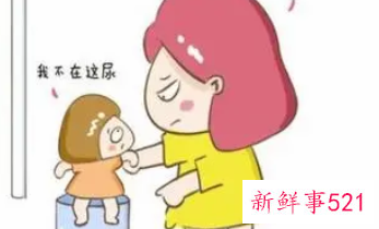 孩子公共场所小便宽容or批评