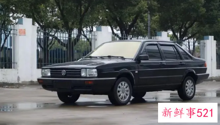 每生产一辆桑塔纳需缴2000元罚款