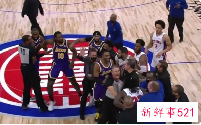 詹姆斯肘击活塞小将获生涯第二次被驱逐