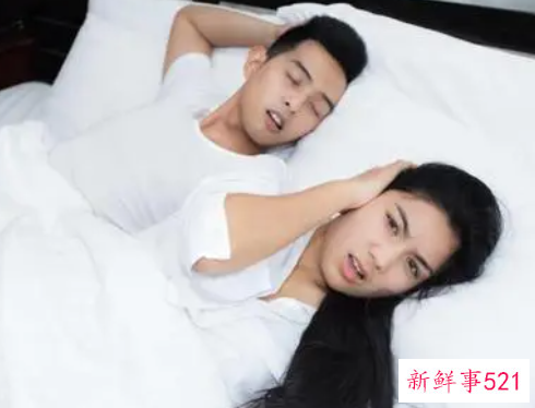 梦见老公的小三来家里