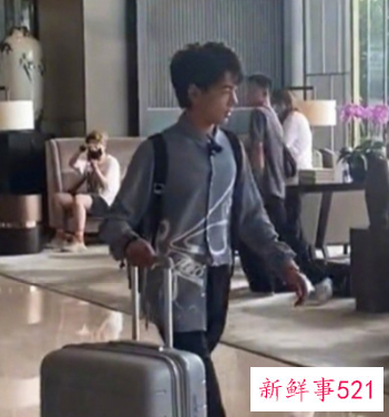 《中餐厅5》低调录制,龚俊带锅上节目成亮点