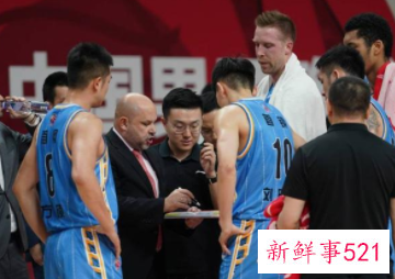 季后赛参赛球队29号抵南昌