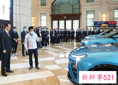 许家印亲身体验恒驰5:真漂亮