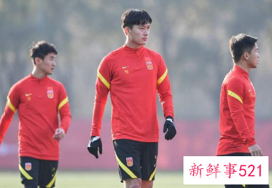 国足隔离结束,李霄鹏和部分国脚留在上海