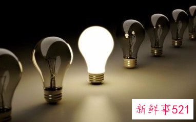 家里的灯关了还有微光是什么原因