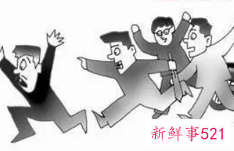 梦见躲藏途中有人帮忙