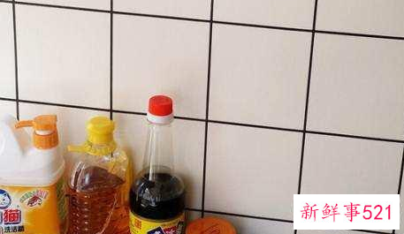 厨房的污渍用什么能轻松去除
