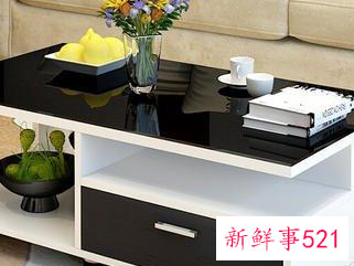 客厅茶几如何摆放漂亮干净