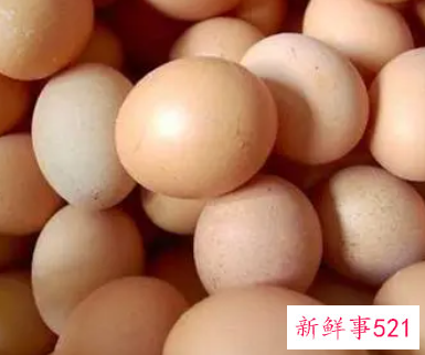 梦见自己吃煮熟的鸡蛋预示什么