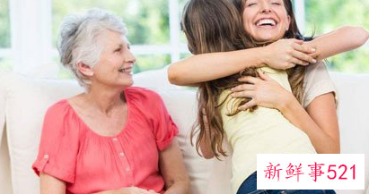 梦见抱着别人家的小女孩