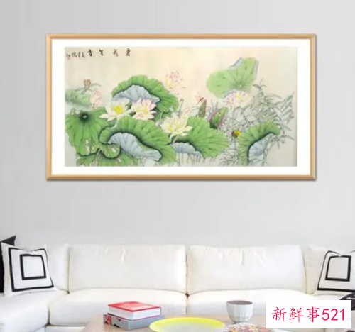 客厅挂荷花的风水好吗