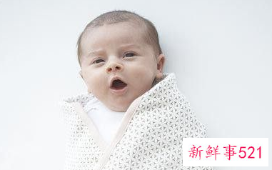 宝宝张开嘴巴睡觉的危害