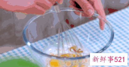 芝麻蛋黄小饼的做法