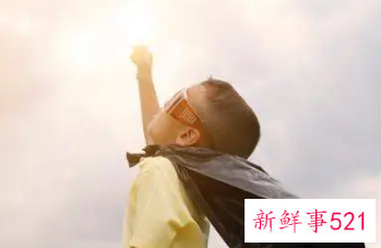 象征独立自由豁达的男孩名字