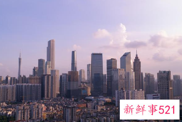 广东2021年GDP破12万亿,连续33年居全国第一