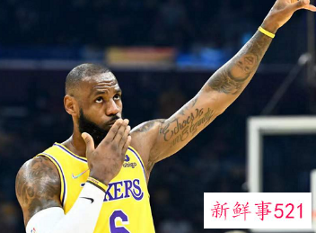 詹姆斯上演海报式隔扣,湖人重回西部第9