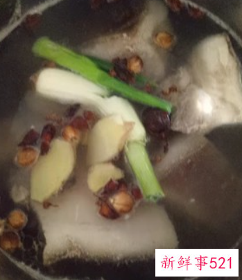 煮酱猪肉的家常做法