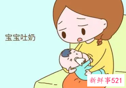 月子里的宝宝吐奶后的护理