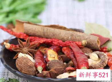 煮猪肉放什么调料