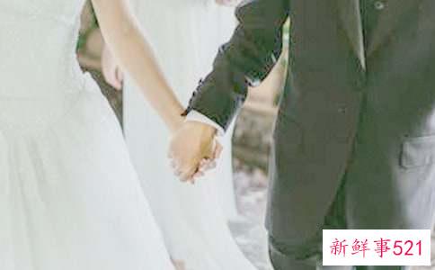 马配鸡女婚姻幸福吗