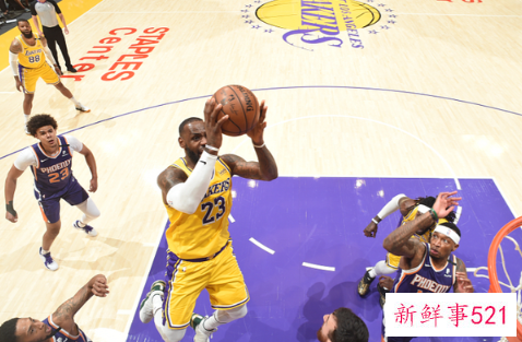 詹姆斯首次止步季后赛第一轮
