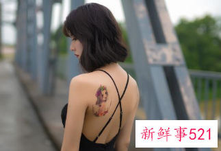 拍照姿势怎么摆女生两人