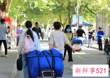 大学新生住宿舍需要准备什么东西