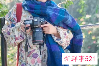 拍照姿势怎么摆女生两人