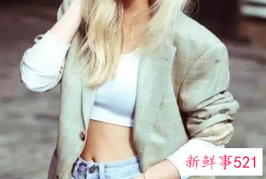 拍照姿势怎么摆女生两人