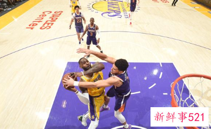 詹姆斯首次止步季后赛第一轮