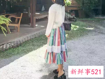 拍照姿势怎么摆女生两人