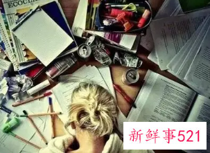 女人梦见作业不会做