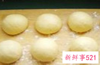 家庭做面包的简单方法