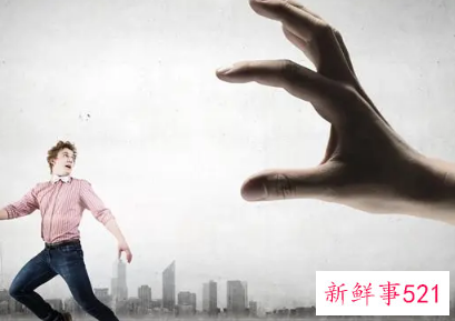 梦见被暗算是什么意思