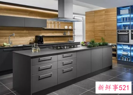 橱柜黑色把手咋去油污