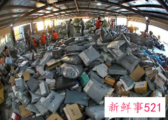 我国2021快递量突破千亿