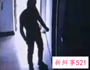 梦见晚上突然有人强行闯入家里