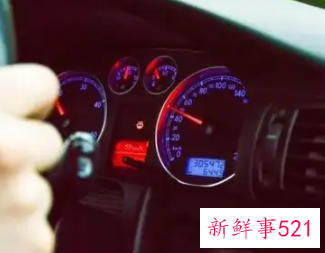 车子跑热了后怠速发动机抖动