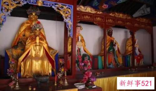 梦见庙里拜佛什么意思