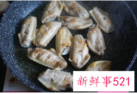 可乐鸡翅怎么画简图