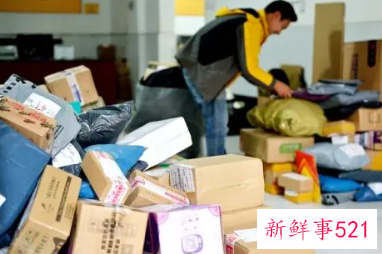 快递年业务量突破千亿件，连续8年登顶全球第一