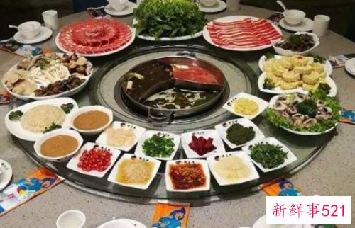 一起围炉吃火锅