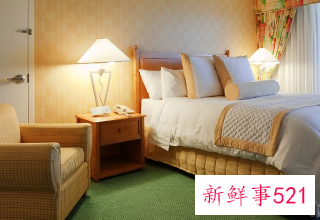 卧室没有窗户怎么采光