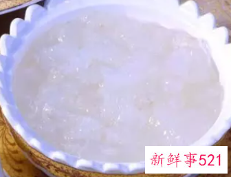 辨别真假蛤蟆油