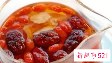 天天用红枣枸杞泡水喝对身体好不好