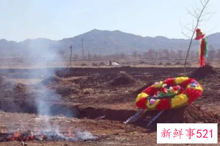 女人梦见办丧事的场面特别害怕