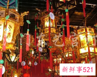 生男孩祠堂挂灯习俗