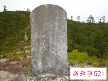 梦见山上的坟墓是什么意思